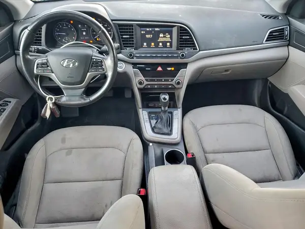 KMHD84LF7HU164654 2017 HYUNDAI ELANTRA - Image 8