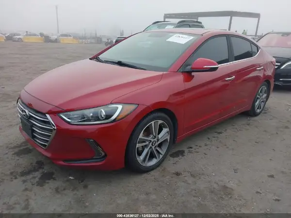 KMHD84LF7HU165061 2017 HYUNDAI ELANTRA - Image 2