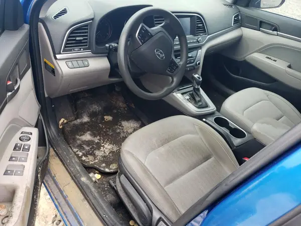 KMHD84LF7HU165643 2017 HYUNDAI ELANTRA - Image 8