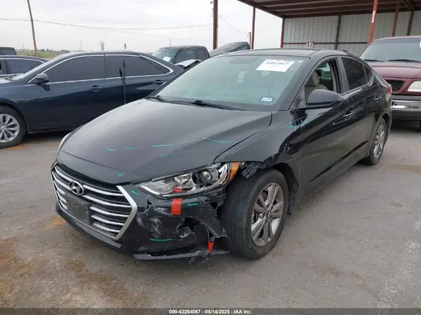 KMHD84LF7HU173242 2017 HYUNDAI ELANTRA - Image 2