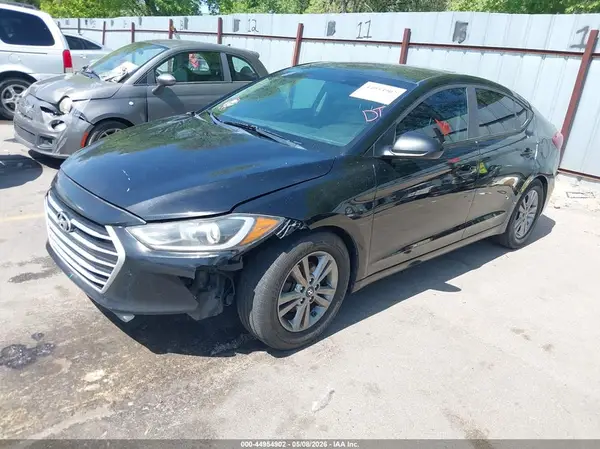 KMHD84LF7HU179848 2017 HYUNDAI ELANTRA - Image 2