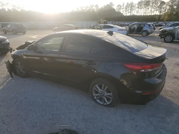 KMHD84LF7HU179932 2017 HYUNDAI ELANTRA - Image 2