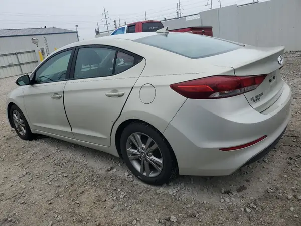 KMHD84LF7HU191238 2017 HYUNDAI ELANTRA - Image 2