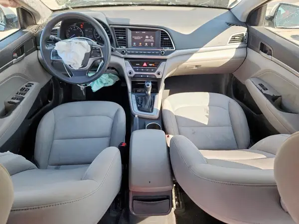 KMHD84LF7HU207101 2017 HYUNDAI ELANTRA - Image 8