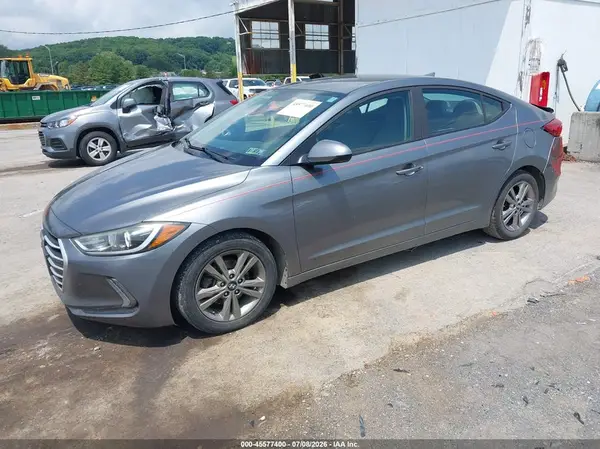 KMHD84LF7HU208541 2017 HYUNDAI ELANTRA - Image 2