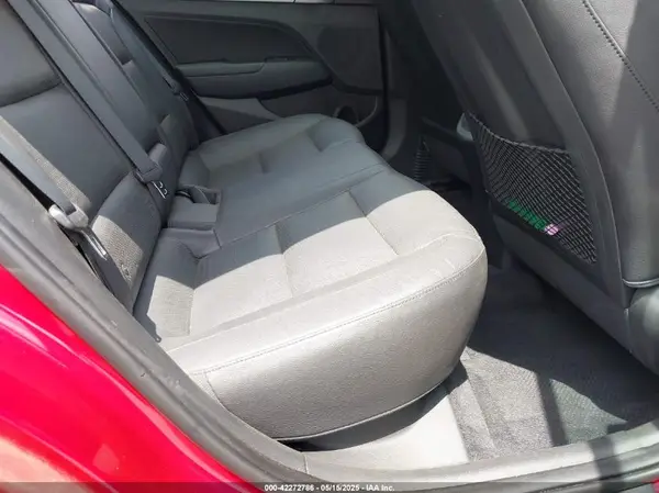 KMHD84LF7HU209009 2017 HYUNDAI ELANTRA - Image 8
