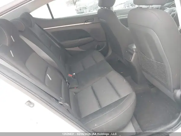 KMHD84LF7HU228417 2017 HYUNDAI ELANTRA - Image 8
