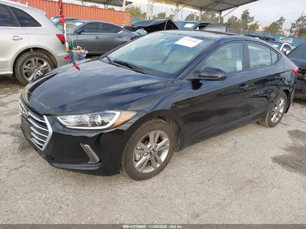 KMHD84LF7HU238865 2017 HYUNDAI ELANTRA - Image 2