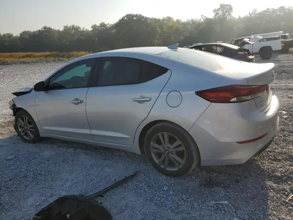 KMHD84LF7HU241359 2017 HYUNDAI ELANTRA - Image 2
