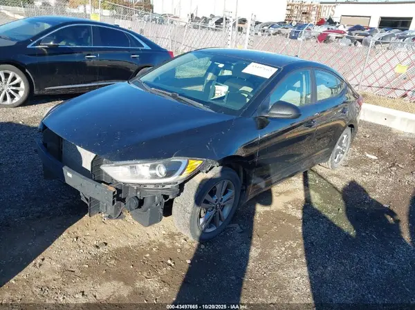 KMHD84LF7HU245900 2017 HYUNDAI ELANTRA - Image 2