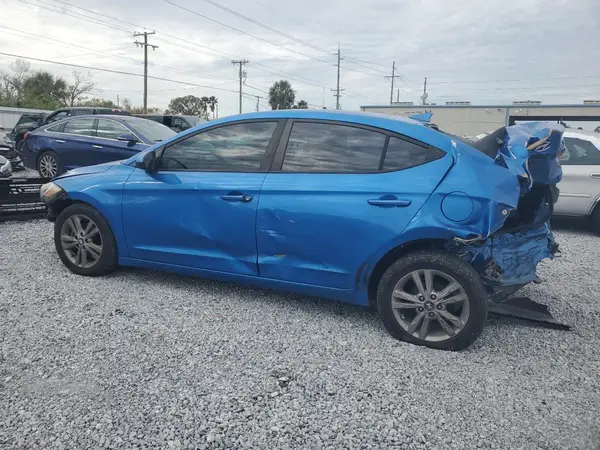 KMHD84LF7HU246612 2017 HYUNDAI ELANTRA - Image 2