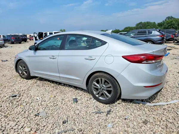 KMHD84LF7HU247050 2017 HYUNDAI ELANTRA - Image 2