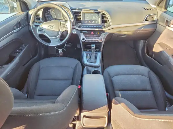 KMHD84LF7HU255343 2017 HYUNDAI ELANTRA - Image 8