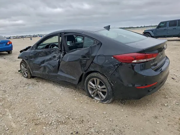 KMHD84LF7HU272630 2017 HYUNDAI ELANTRA - Image 2