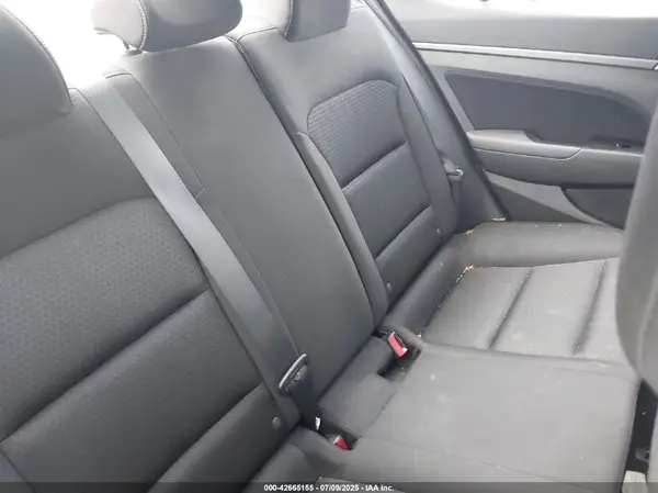 KMHD84LF7HU274345 2017 HYUNDAI ELANTRA - Image 8