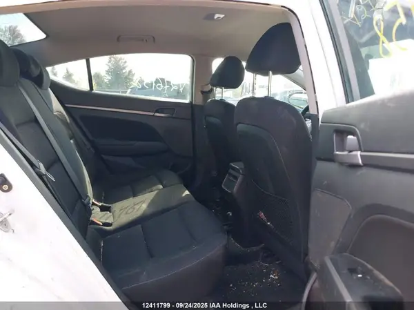 KMHD84LF7HU276158 2017 HYUNDAI ELANTRA - Image 8