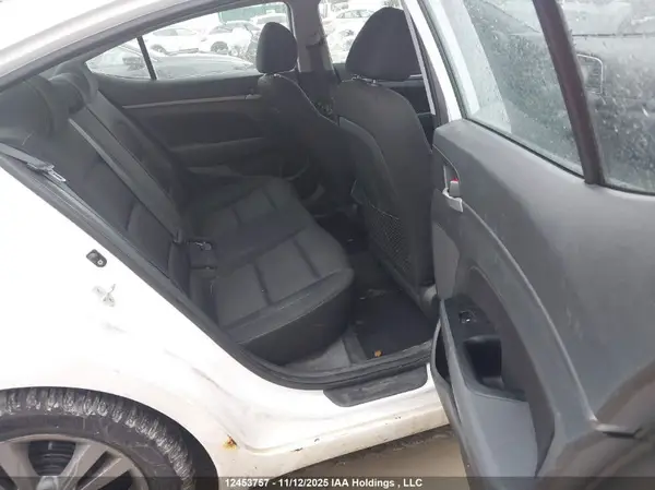 KMHD84LF7HU325052 2017 HYUNDAI ELANTRA - Image 8