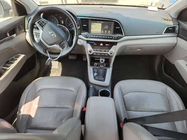 KMHD84LF7HU328226 2017 HYUNDAI ELANTRA - Image 8