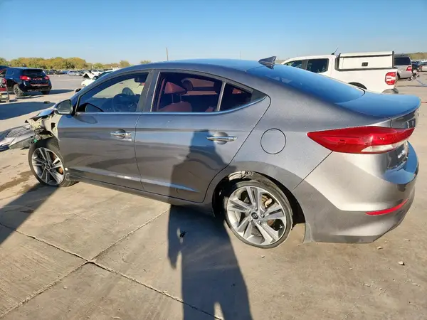 KMHD84LF7HU339419 2017 HYUNDAI ELANTRA - Image 2
