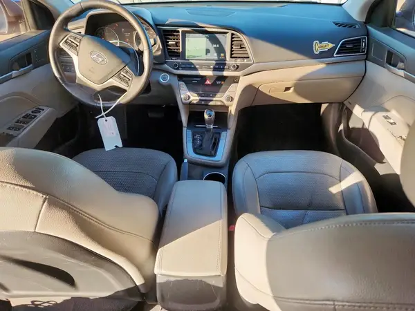 KMHD84LF7HU339419 2017 HYUNDAI ELANTRA - Image 8