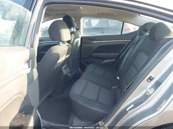 KMHD84LF7HU351148 2017 HYUNDAI ELANTRA - Image 8
