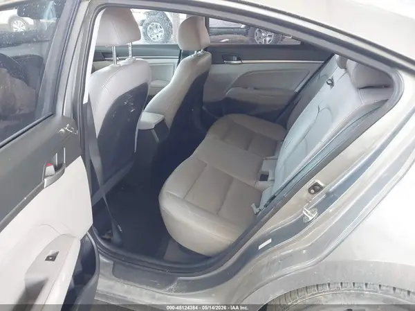 KMHD84LF7HU358231 2017 HYUNDAI ELANTRA - Image 8