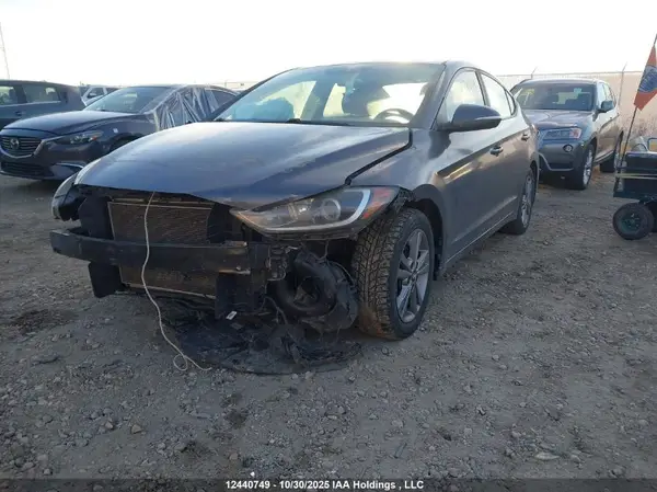 KMHD84LF7HU377068 2017 HYUNDAI ELANTRA - Image 2