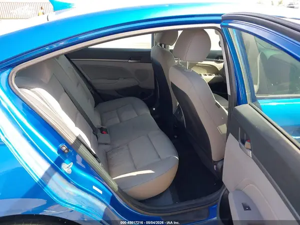 KMHD84LF7HU381606 2017 HYUNDAI ELANTRA - Image 8