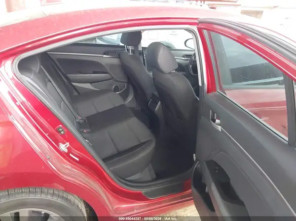 KMHD84LF7HU388412 2017 HYUNDAI ELANTRA - Image 8