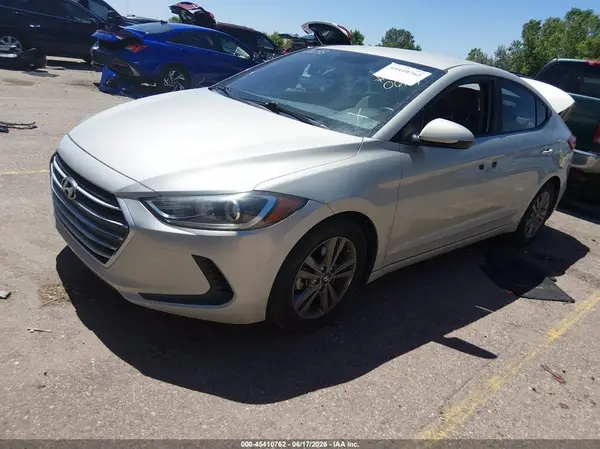 KMHD84LF7HU397899 2017 HYUNDAI ELANTRA - Image 2