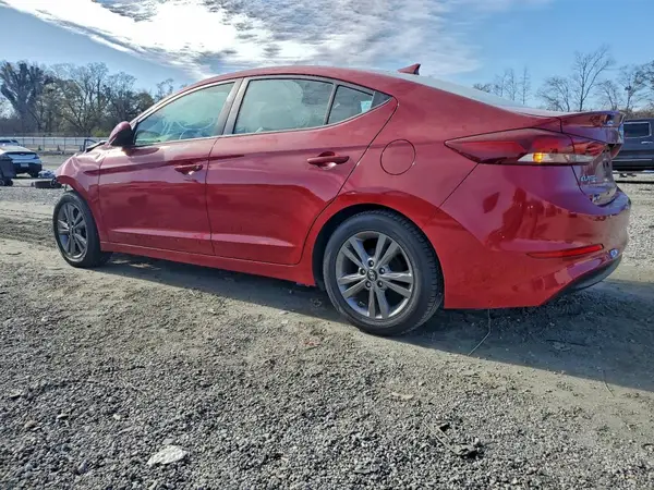 KMHD84LF7HU402681 2017 HYUNDAI ELANTRA - Image 2