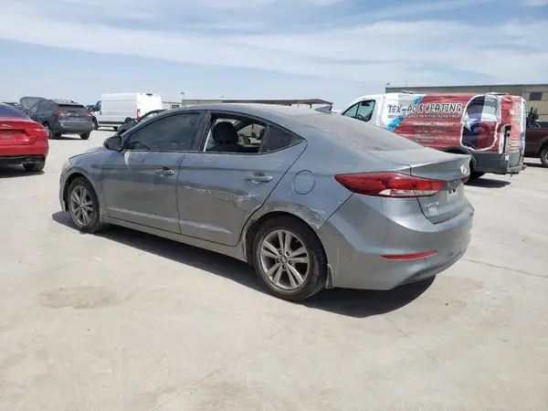 KMHD84LF7HU406438 2017 HYUNDAI ELANTRA - Image 2