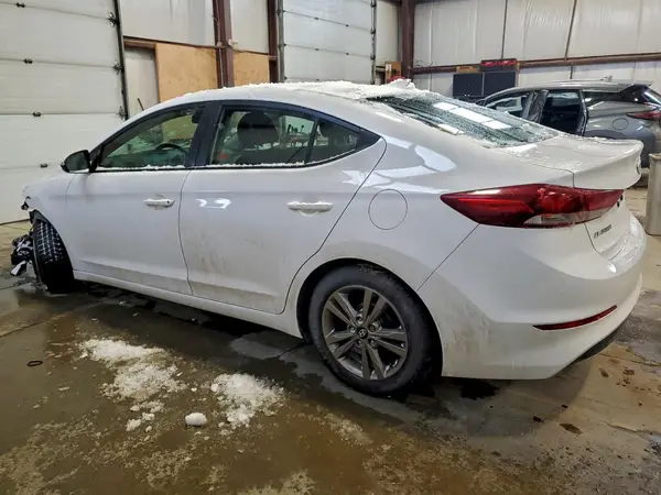 KMHD84LF7HU424924 2017 HYUNDAI ELANTRA - Image 2