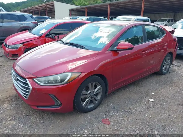 KMHD84LF7HU427774 2017 HYUNDAI ELANTRA - Image 2