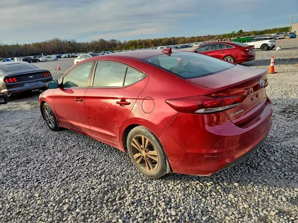 KMHD84LF7JU446668 2018 HYUNDAI ELANTRA - Image 2