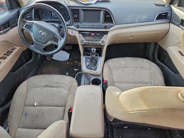 KMHD84LF7JU446668 2018 HYUNDAI ELANTRA - Image 8
