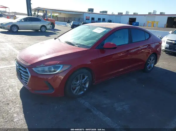 KMHD84LF7JU451546 2018 HYUNDAI ELANTRA - Image 2