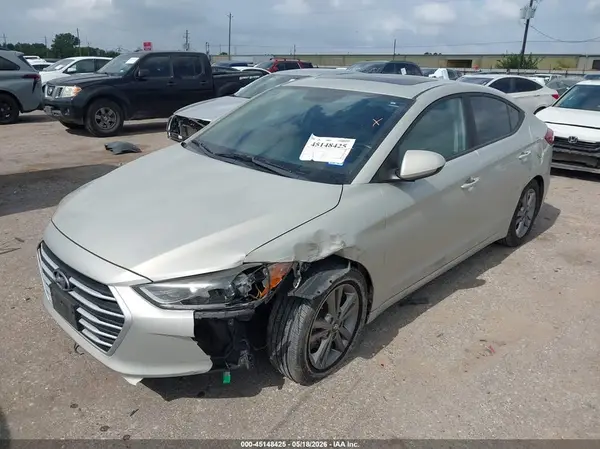 KMHD84LF7JU466564 2018 HYUNDAI ELANTRA - Image 2