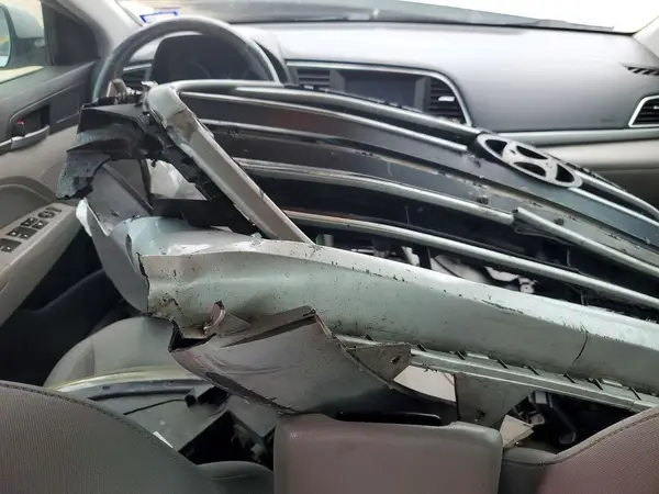 KMHD84LF7JU491013 2018 HYUNDAI ELANTRA - Image 8