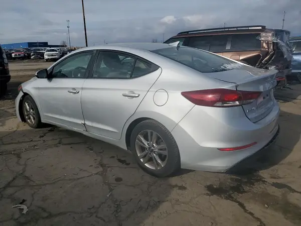 KMHD84LF7JU504066 2018 HYUNDAI ELANTRA - Image 2