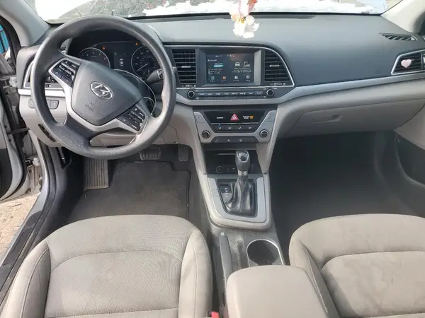 KMHD84LF7JU504066 2018 HYUNDAI ELANTRA - Image 8