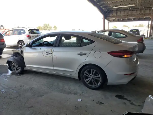 KMHD84LF7JU508361 2018 HYUNDAI ELANTRA - Image 2