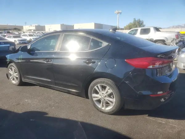 KMHD84LF7JU520509 2018 HYUNDAI ELANTRA - Image 2