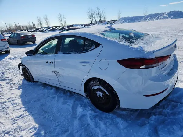 KMHD84LF7JU543157 2018 HYUNDAI ELANTRA - Image 2
