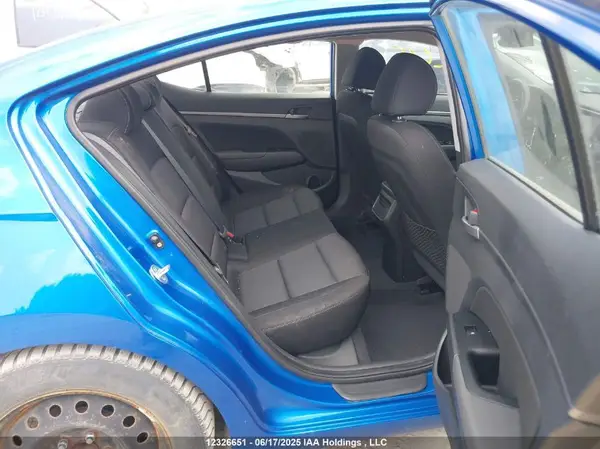 KMHD84LF7JU551842 2018 HYUNDAI ELANTRA - Image 8