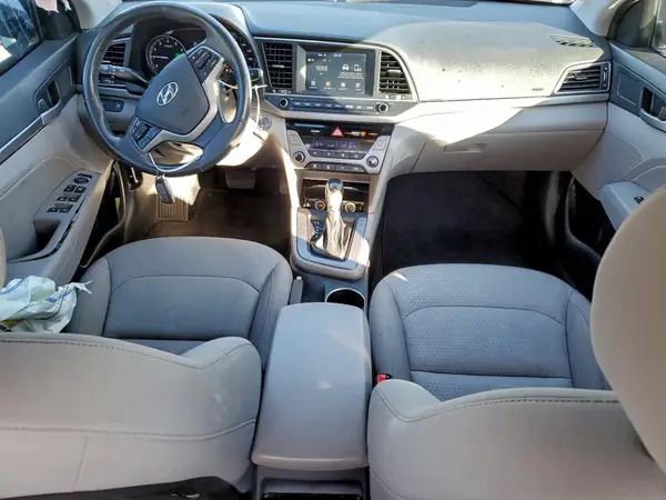 KMHD84LF7JU557009 2018 HYUNDAI ELANTRA - Image 8