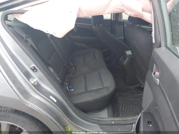 KMHD84LF7JU559911 2018 HYUNDAI ELANTRA - Image 8