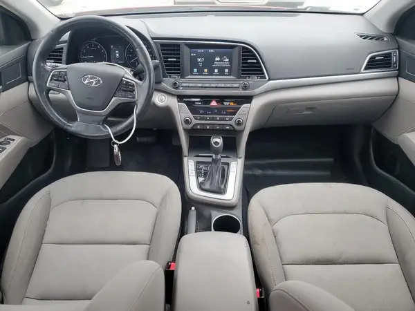 KMHD84LF7JU575770 2018 HYUNDAI ELANTRA - Image 8
