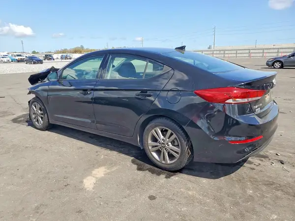 KMHD84LF7JU577373 2018 HYUNDAI ELANTRA - Image 2