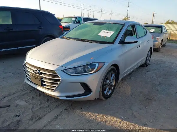KMHD84LF7JU586056 2018 HYUNDAI ELANTRA - Image 2